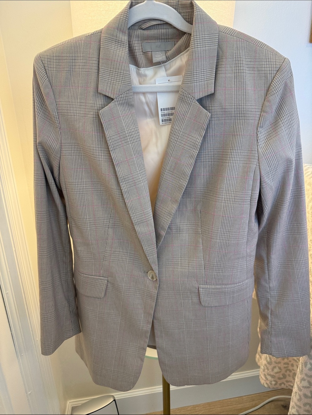 NEW* H&M Grey Plaid Blazer with Pink Windowpane size M